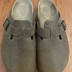 Birkenstock Boston Oiled Leather Habana Clogs Size 38 (ladies 7 male 5), brown